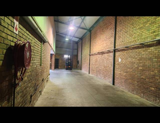 INDUSTRIAL PROPERTY TO RENT IN ROOIHUISKRAAL